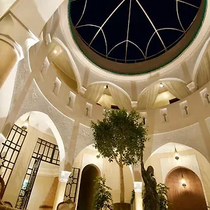 زيارة الفندق