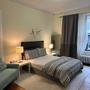 Homestay Time Square Private